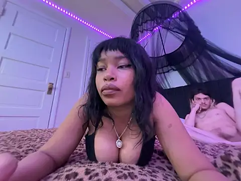 venusfairys live cam on StripChat
