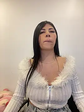 Alanna_atm_ webcam