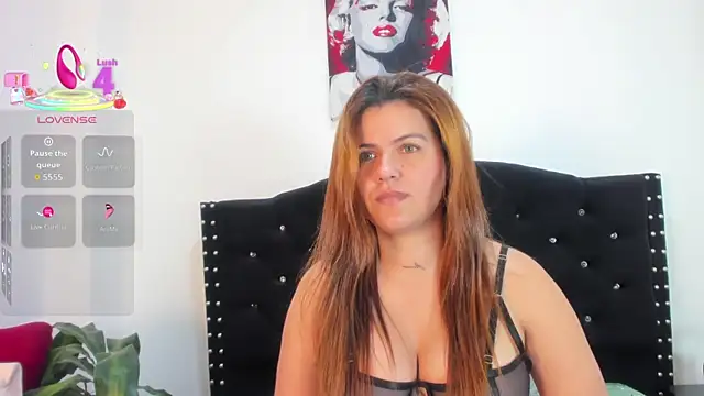 Alexandra_Torress webcam