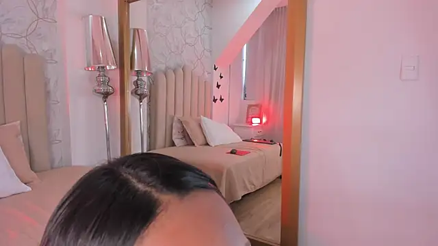 SamanthaFerrer__ webcam