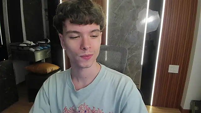 calvin_love_you webcam