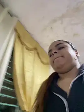 Evabigass webcam