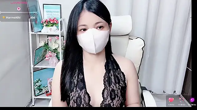 Clover_Nhi webcam
