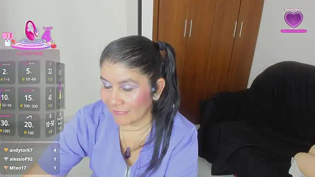 kiraGeiner webcam