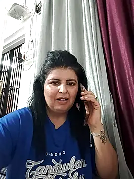 Jann_Riya333 webcam