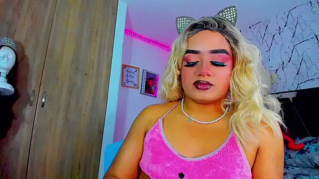 Amber_bigdick22 webcam