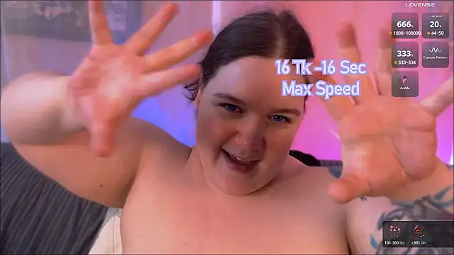 SummerTina webcam