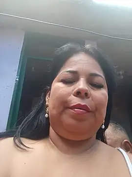 Mother-Big-tits webcam