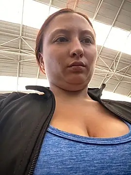 Scarlet_auraa webcam