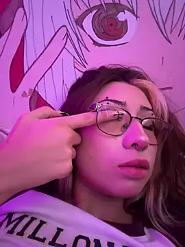 kittymiauu444 webcam