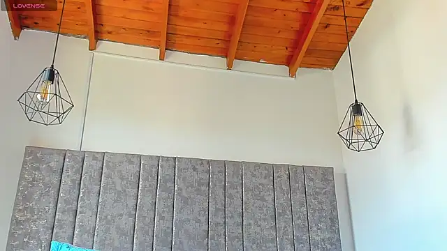 Calvin_Hunter webcam