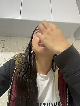 LilyRossi_ webcam