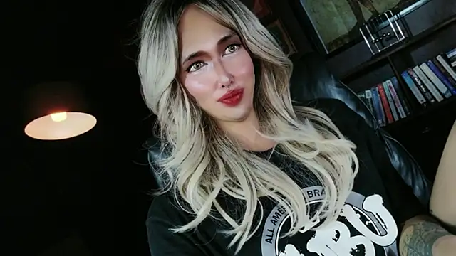 prettybushy webcam