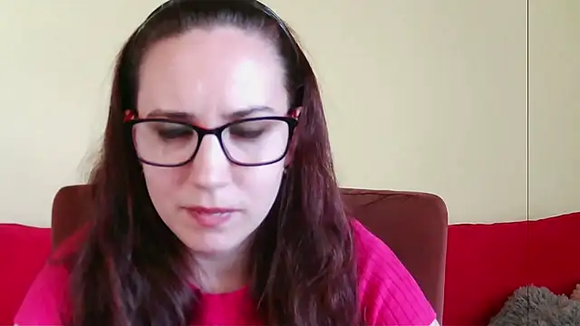 EmilyHotAngel webcam