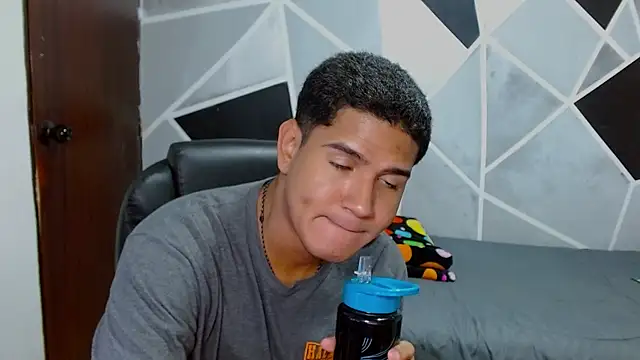 _juanacock_ webcam
