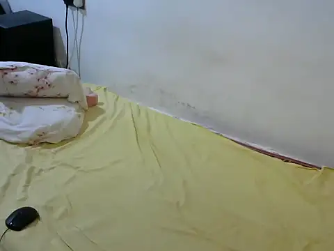 Curvy_lizy webcam