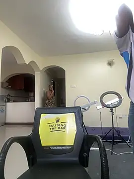Streetliones webcam