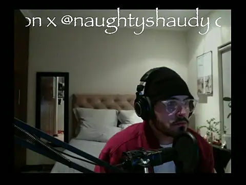 NAUGHTYSHAUDY webcam