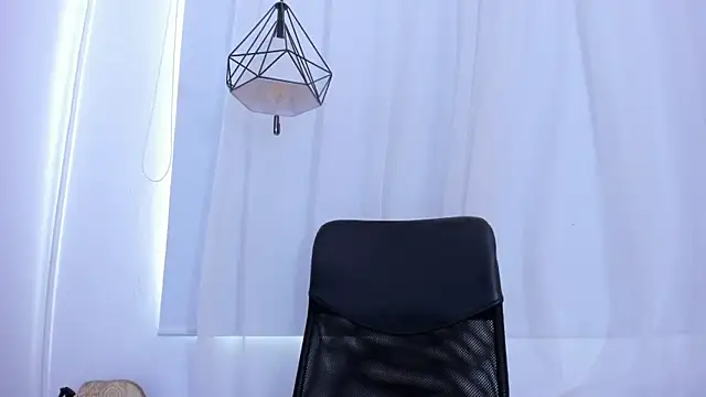 liabell_ webcam