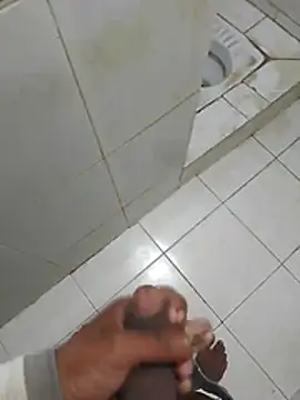 boy7inche webcam