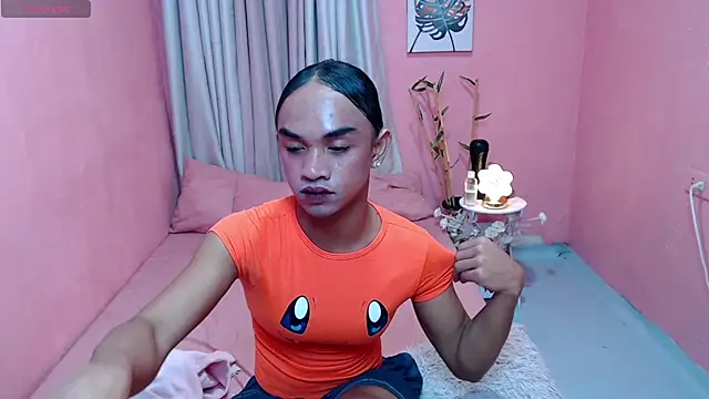 VivienneLuxe webcam