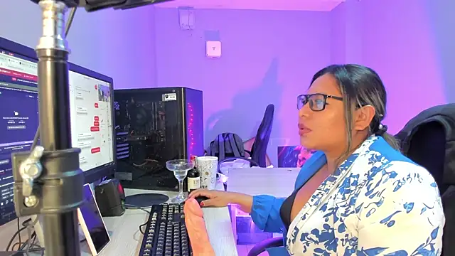 Liana_noa webcam