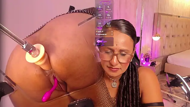 VictoriaNoir_ webcam