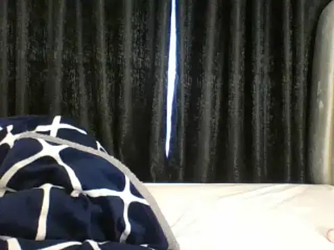 Sexy-thick webcam