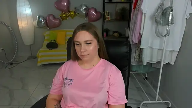 Nina__Love webcam