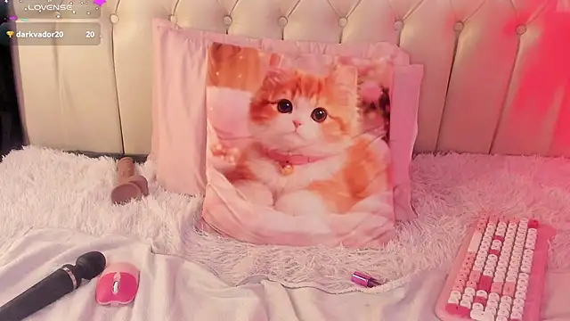 Valentina_rhouse webcam