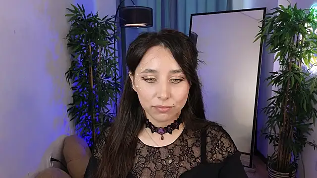 KiraNoir___ webcam