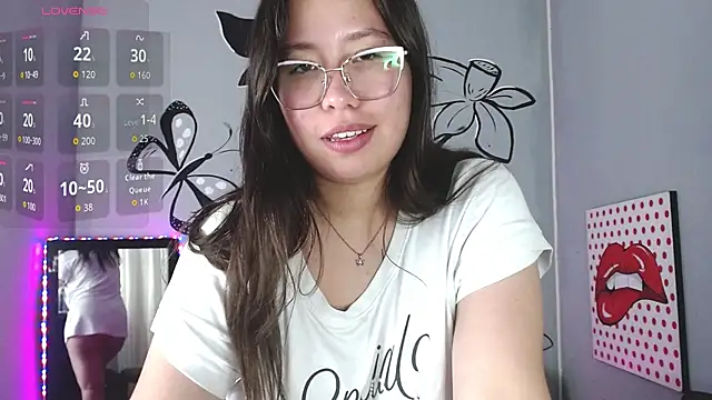 BabyAkemi webcam