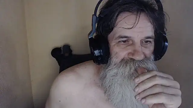 AlexNudo webcam