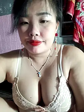Irene-01 live cam on StripChat