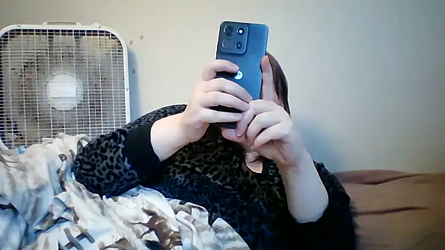 starlight1983 - Starlight1983's free webcam - UK Sex Cams