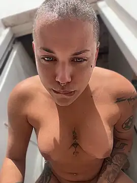 alicetgirlbr - Alicetgirlbr's free webcam - UK Sex Cams