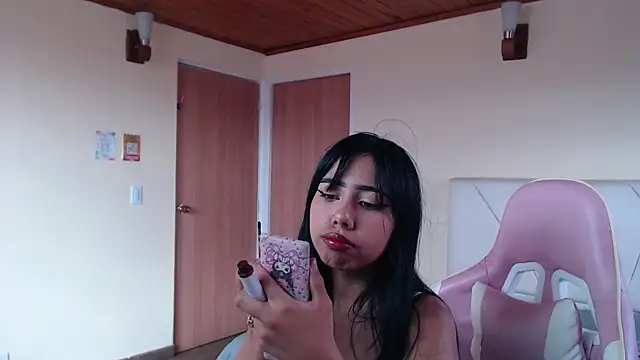 AyameFoxy webcam