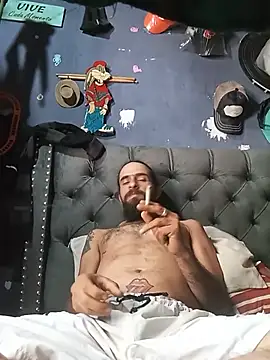 hairy_mannn webcam