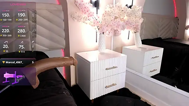 Bella_Williiams webcam