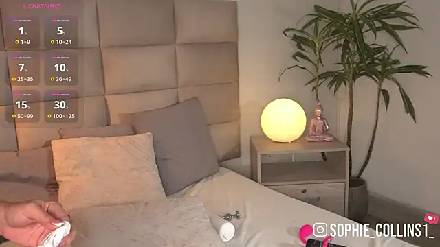SophieCollins_1 webcam