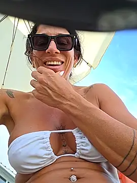 sexy7883 webcam