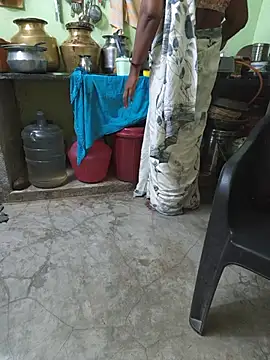 Tamilselviroja- webcam