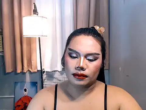 TSbrianaHugeCock webcam