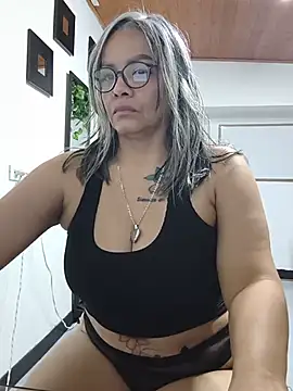 Katy_Le webcam