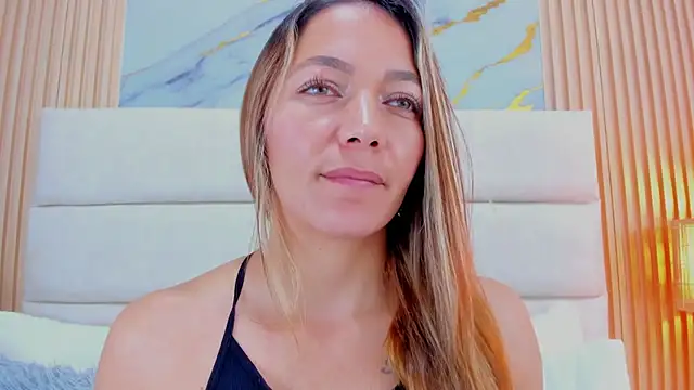 Mia_Malkovaa_