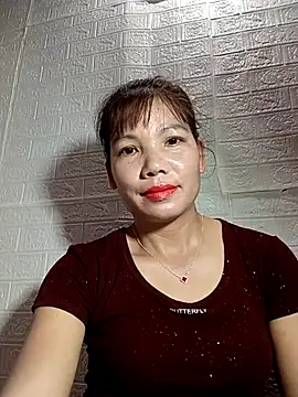 Gee_hot live cam on StripChat