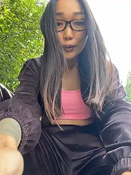 trytomakememoam webcam
