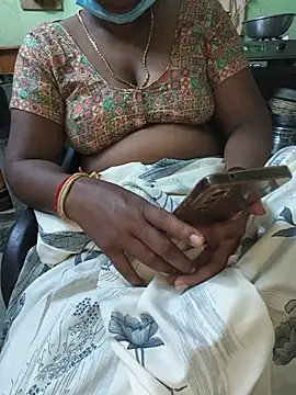 Tamilselviroja- webcam