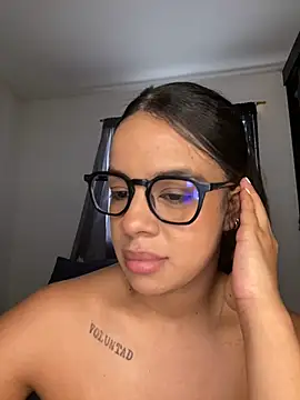 trianawhite webcam