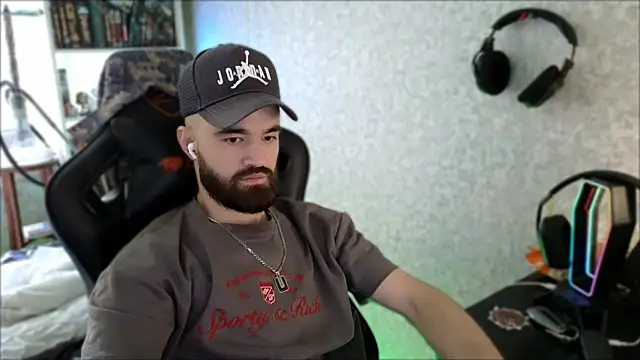 _Serious_Man webcam